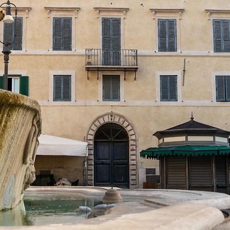 Ferienwohnung Casa Cristina In Piazza Farnese Rom Exterior foto